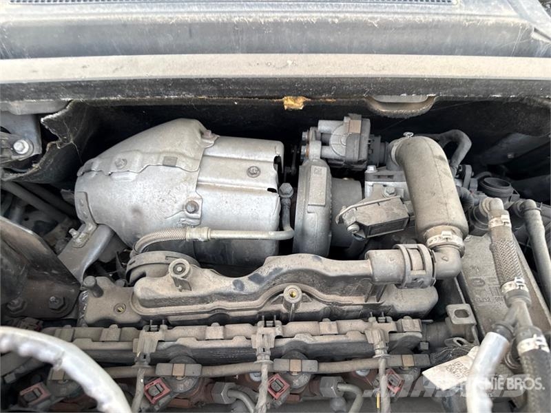 Land Rover Discovery Sport SUV (Inoperable) Cars