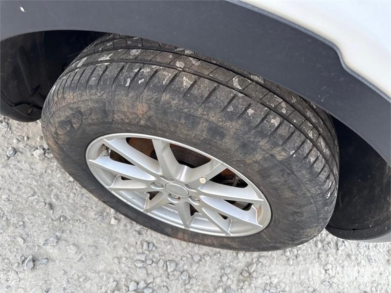 Land Rover Discovery Sport SUV (Inoperable) Cars
