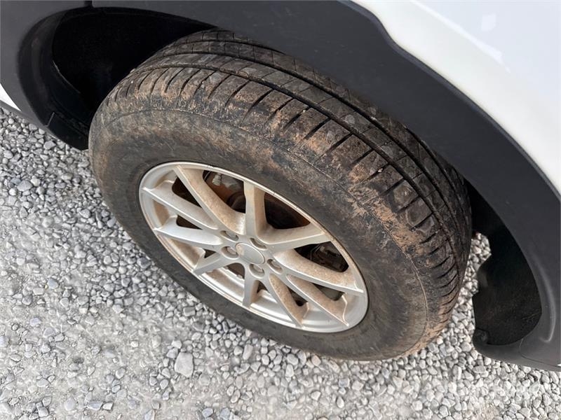 Land Rover Discovery Sport SUV (Inoperable) Cars