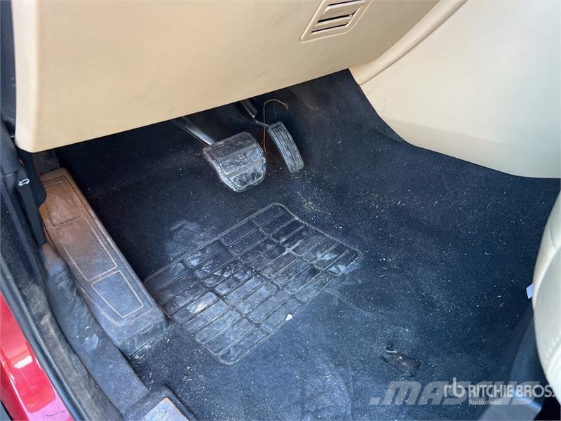 Land Rover Range Rover Sport TDV8 SUV (Inoperable) Automašīnas