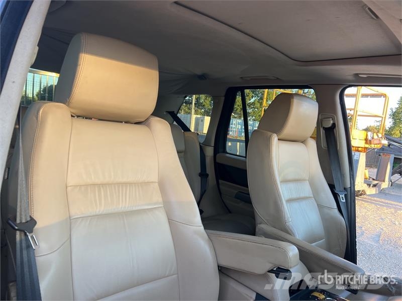 Land Rover Range Rover Sport TDV8 SUV (Inoperable) Automašīnas