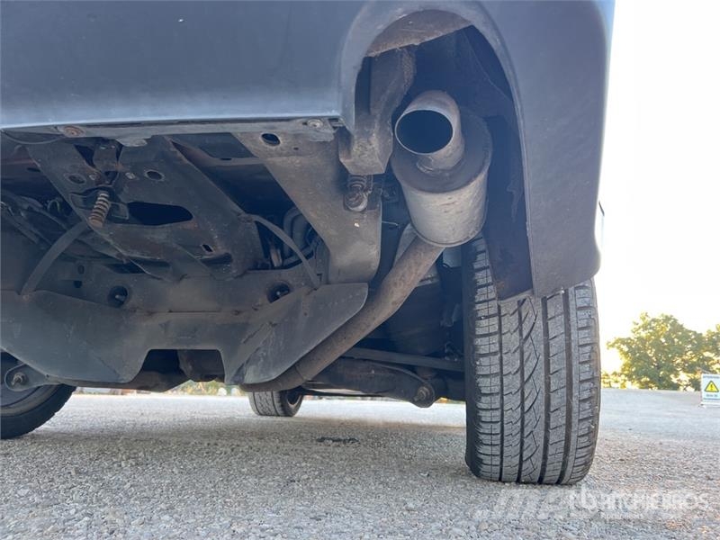 Land Rover Range Rover Sport TDV8 SUV (Inoperable) Automašīnas