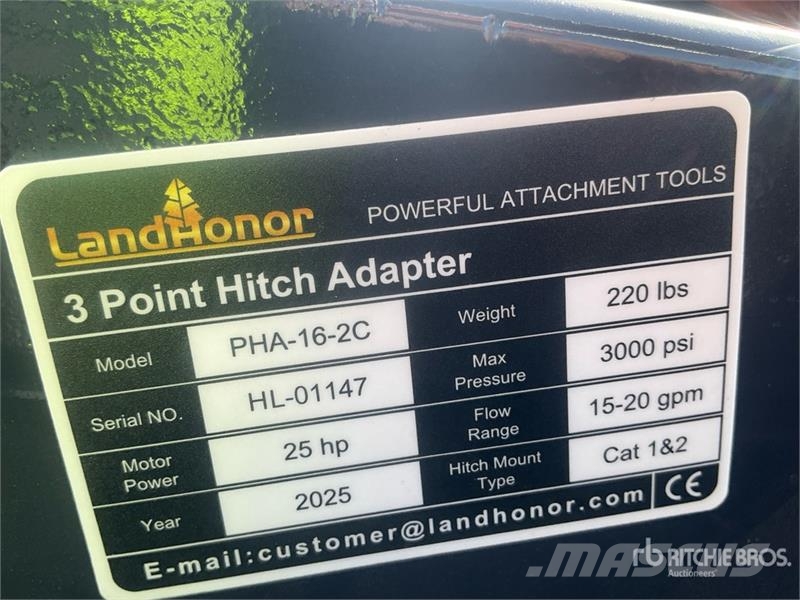 Landhonor PHA-16-2C Skid Steer 3-Point Adapter (Unused) Overige componenten