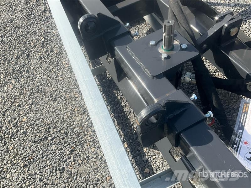 Landhonor PHA-16-2C Skid Steer 3-Point Adapter (Unused) Overige componenten