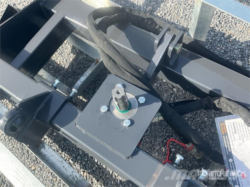 Landhonor PHA-16-2C Skid Steer 3-Point Adapter (Unused) Overige componenten