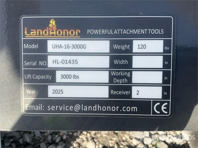 Landhonor UHA-16-3000G Qty of 2 Utility Skid Steer Hitch Rec Snelkoppelingen