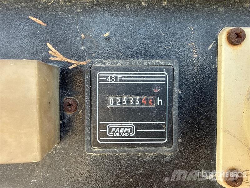 Landini DT8860 TR-GS1 Pipe Welder 4WD Tractor Traktori