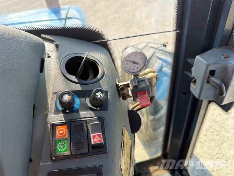 Landini LEGEND 145 DT 4WD Tractor Traktorok