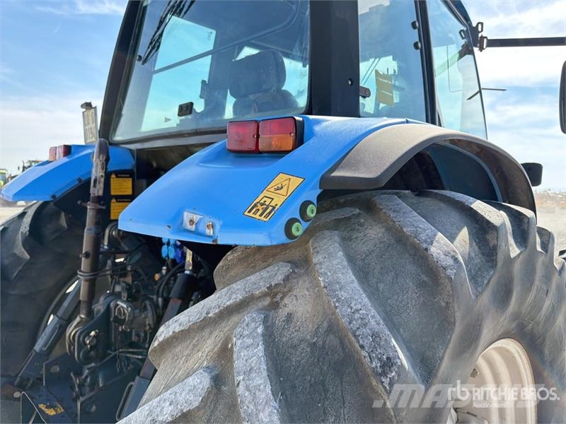 Landini LEGEND 145 DT 4WD Tractor Traktorok
