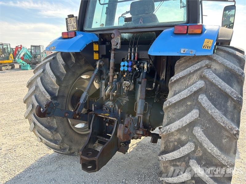 Landini LEGEND 145 DT 4WD Tractor Traktorok
