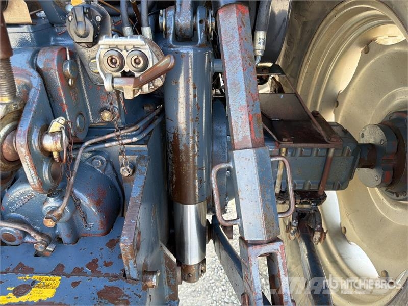 Landini LEGEND 145 DT 4WD Tractor Traktorok