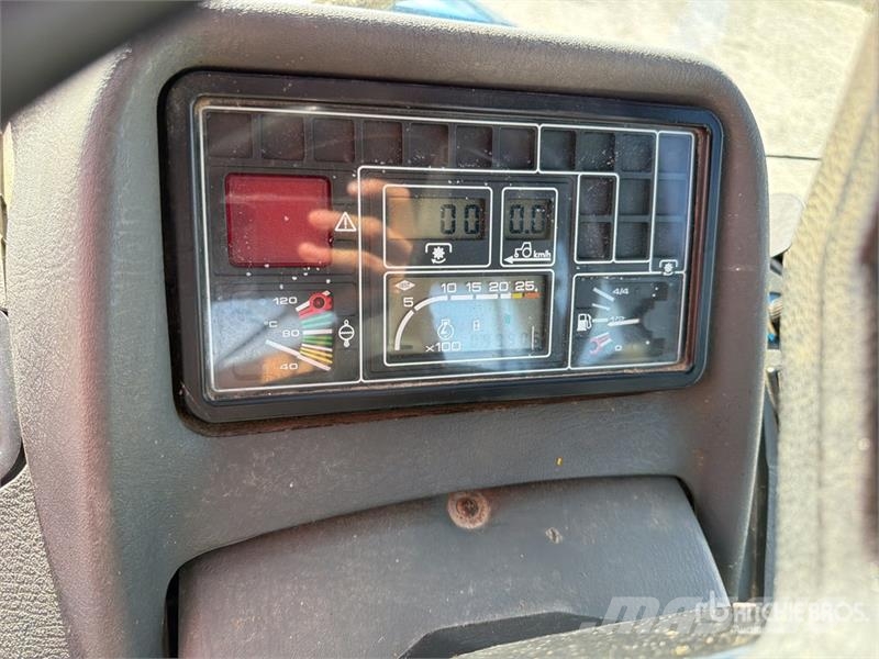 Landini LEGEND 145 DT 4WD Tractor Traktorok
