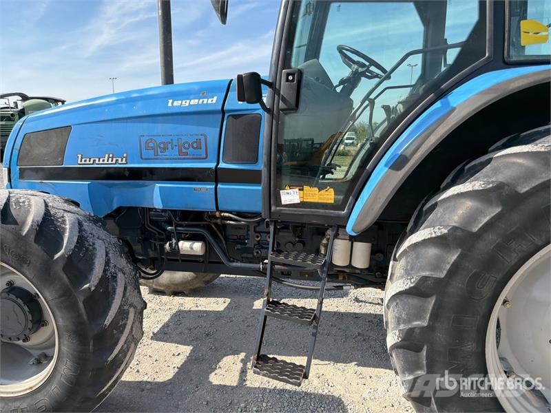 Landini LEGEND 145 DT 4WD Tractor Traktorok