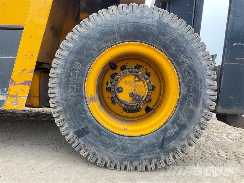 Lansing Hercules 715 15000 kg 4x2 Rough Terrain Forklift Навантажувачі підвищеної прохідності