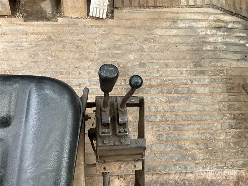 Lansing Hercules 715 15000 kg 4x2 Rough Terrain Forklift Навантажувачі підвищеної прохідності