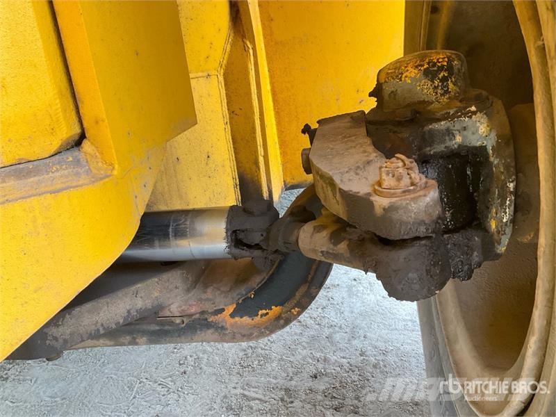 Lansing Hercules 715 15000 kg 4x2 Rough Terrain Forklift Навантажувачі підвищеної прохідності