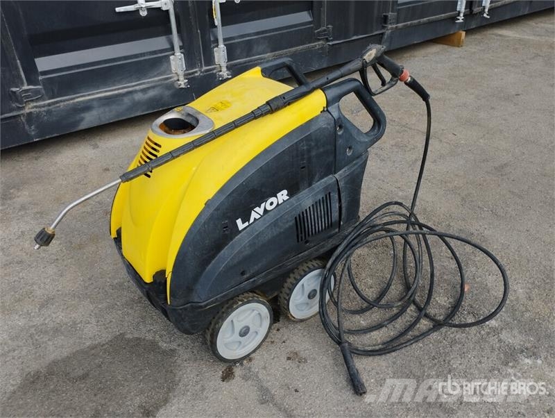 Lavorwash LKX 1310LP Professional Hot-Water Pressu Мийні апарати низького тиску