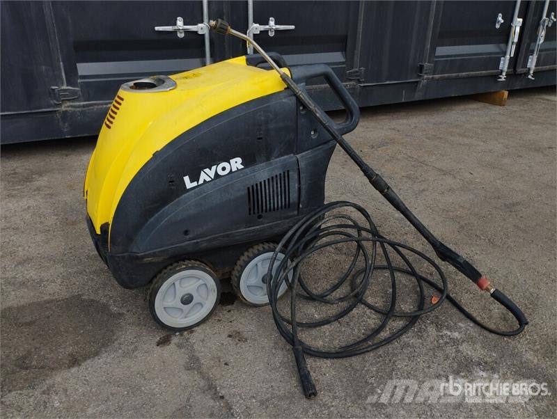 Lavorwash LKX 1310LP Professional Hot-Water Pressu Мийні апарати низького тиску