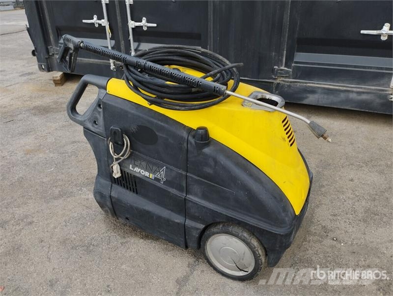  Lavorwash Tekna 2021LP Professional Hot-Water Pres Мийні апарати низького тиску