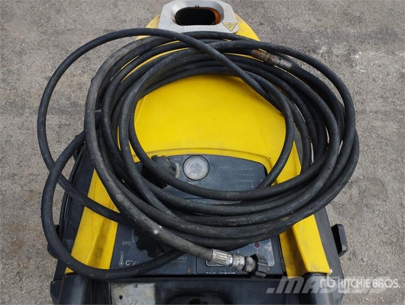  Lavorwash Tekna 2021LP Professional Hot-Water Pres Мийні апарати низького тиску