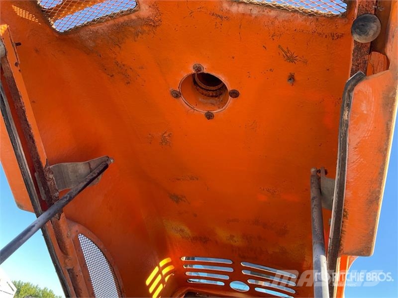 Lebrero VM6 Equipment Padfoot Drum Compactor Walzenzüge