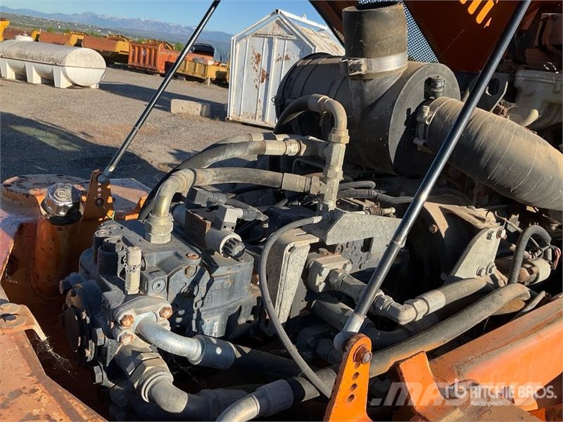 Lebrero VM6 Equipment Padfoot Drum Compactor Walzenzüge