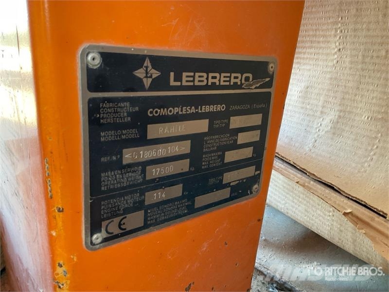 Lebrero VM6 Equipment Padfoot Drum Compactor Walzenzüge