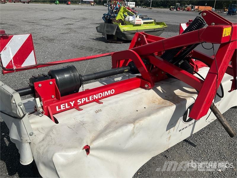 Lely 320F Front Disc Mower Slåttermaskiner