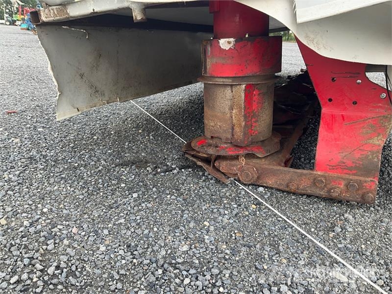 Lely 320F Front Disc Mower Slåttermaskiner