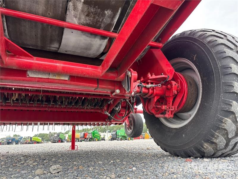 Lely RP445 Round Baler Rundbalspressar