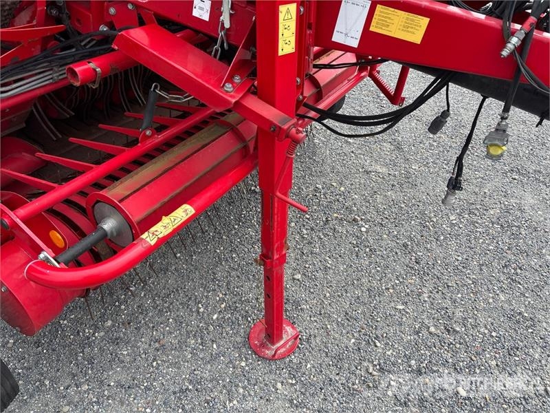Lely RP445 Round Baler Rundbalspressar