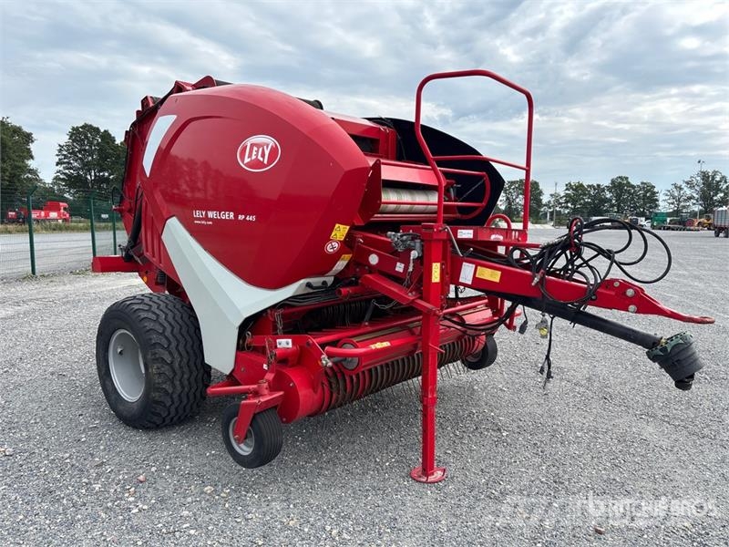 Lely RP445 Round Baler Rundbalspressar