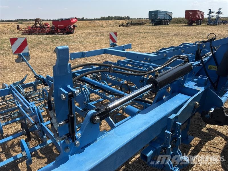 Lemken Korund 8/900K زراعات