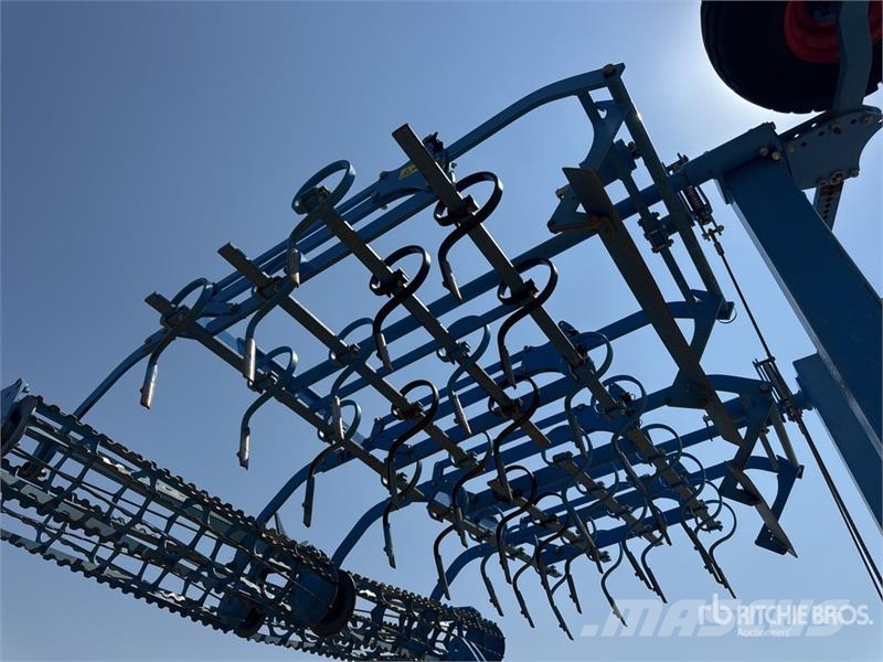 Lemken Korund 8/900K زراعات
