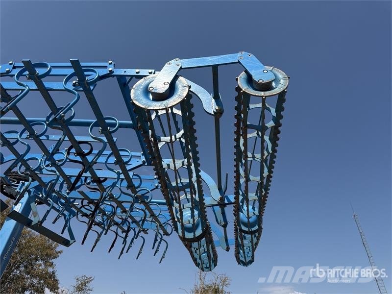 Lemken Korund 8/900K Vibroculteur Porte 9 m 3-Point Culti Kultivatoriai