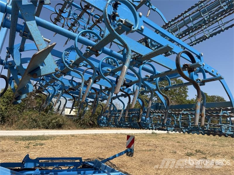 Lemken Korund 8/900K Vibroculteur Porte 9 m 3-Point Culti Kultivatoriai