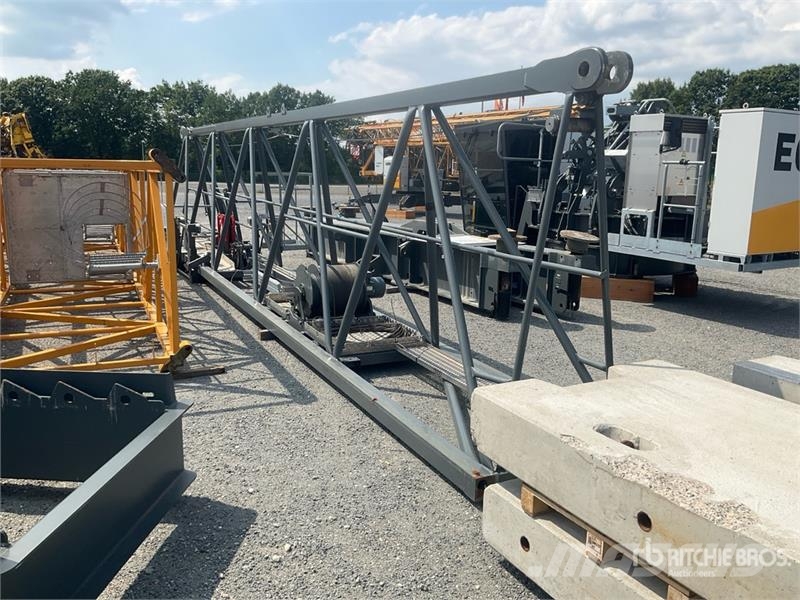Liebherr 172 EC-B8 Litronic 8000 kg Flat-Top Tower Crane Stavebné žeriavy