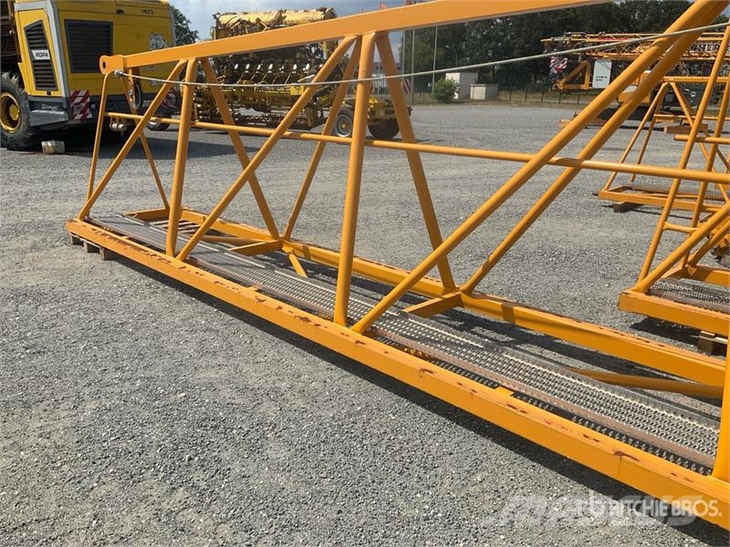 Liebherr 172 EC-B8 Litronic 8000 kg Flat-Top Tower Crane Stavebné žeriavy