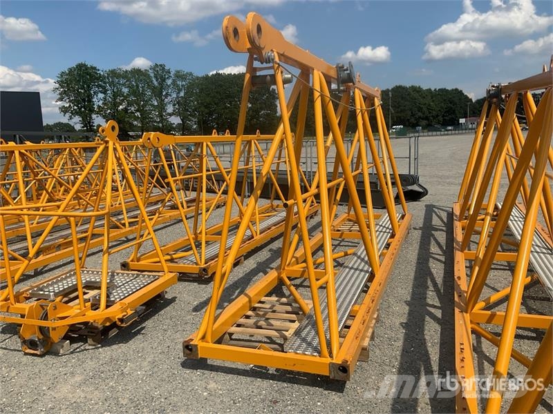 Liebherr 172 EC-B8 Litronic 8000 kg Flat-Top Tower Crane Stavebné žeriavy