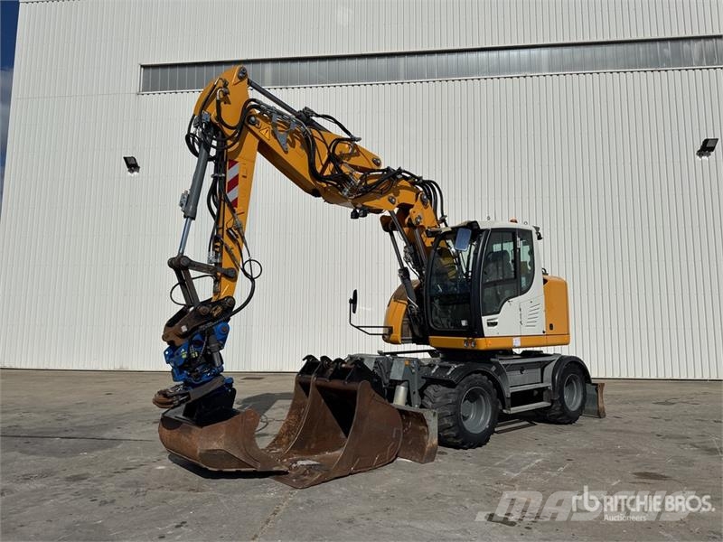 Liebherr A 913 Compact Litronic Pelle Sur Pneus Wheel Excav Pelle sur pneus