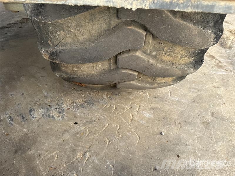 Liebherr A 913 Compact Litronic Pelle Sur Pneus Wheel Excav Pelle sur pneus
