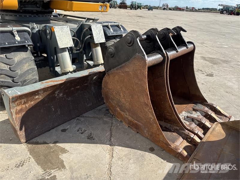 Liebherr A 913 Compact Litronic Pelle Sur Pneus Wheel Excav Pelle sur pneus