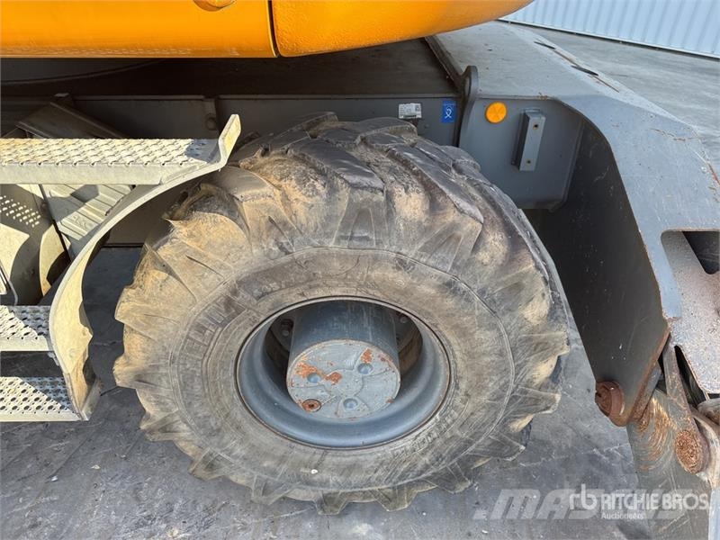 Liebherr A 914 Compact Pelle Sur Pneus Wheel Excavator Pelle sur pneus