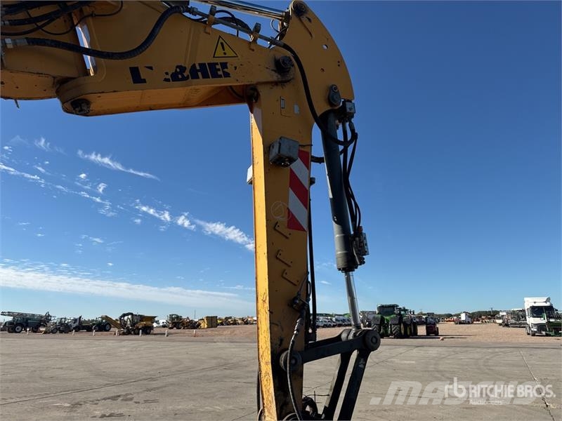 Liebherr A 914 Compact Pelle Sur Pneus Wheel Excavator Pelle sur pneus