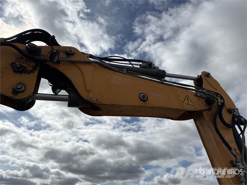 Liebherr A910 Compact Pelle Sur Pneus Wheel Excavator Ratiniai ekskavatoriai