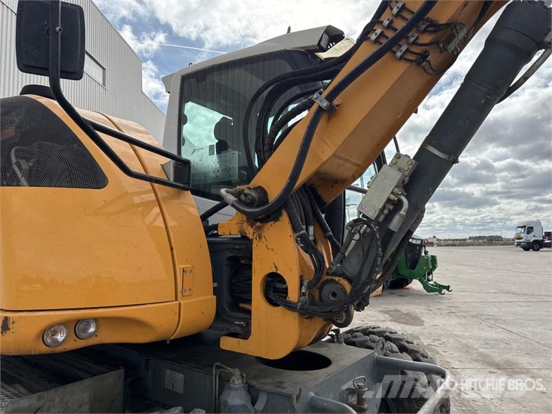 Liebherr A910 Compact Pelle Sur Pneus Wheel Excavator Ratiniai ekskavatoriai
