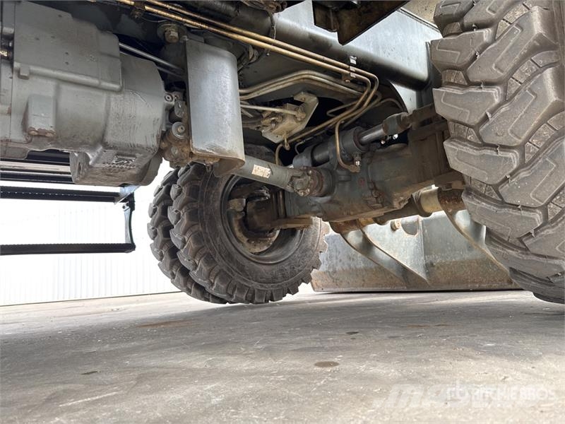 Liebherr A910 Compact Pelle Sur Pneus Wheel Excavator Ratiniai ekskavatoriai