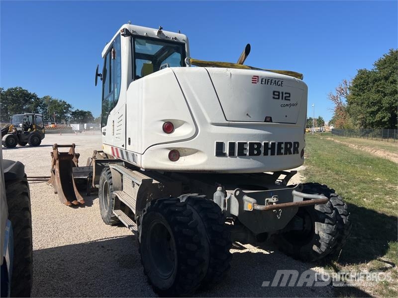 Liebherr A912 Bageri na kotačima