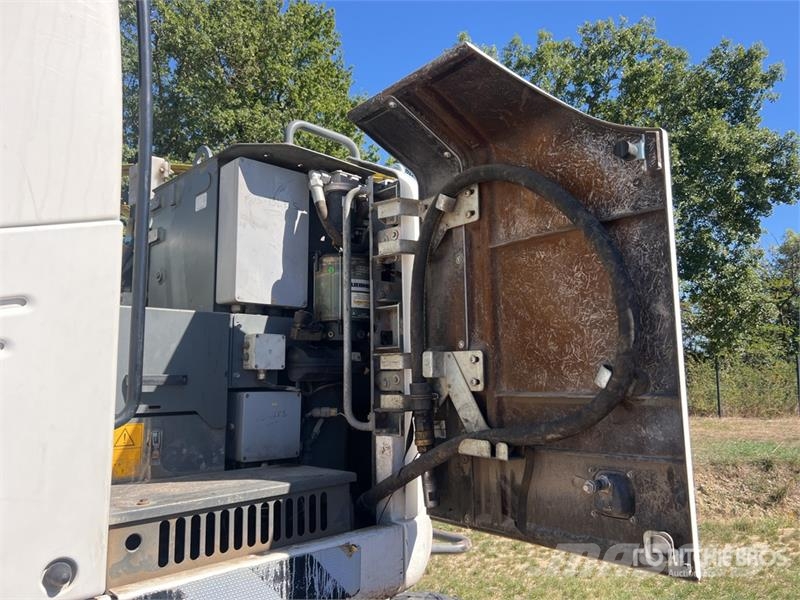 Liebherr A912 Mobilbagger
