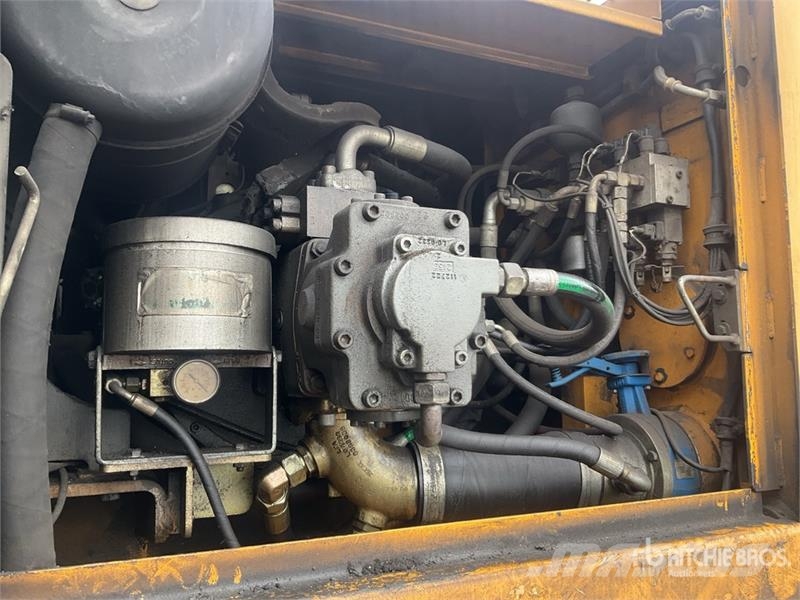 Liebherr A914 Wheel Material Handler Gradbeništvo - drugo